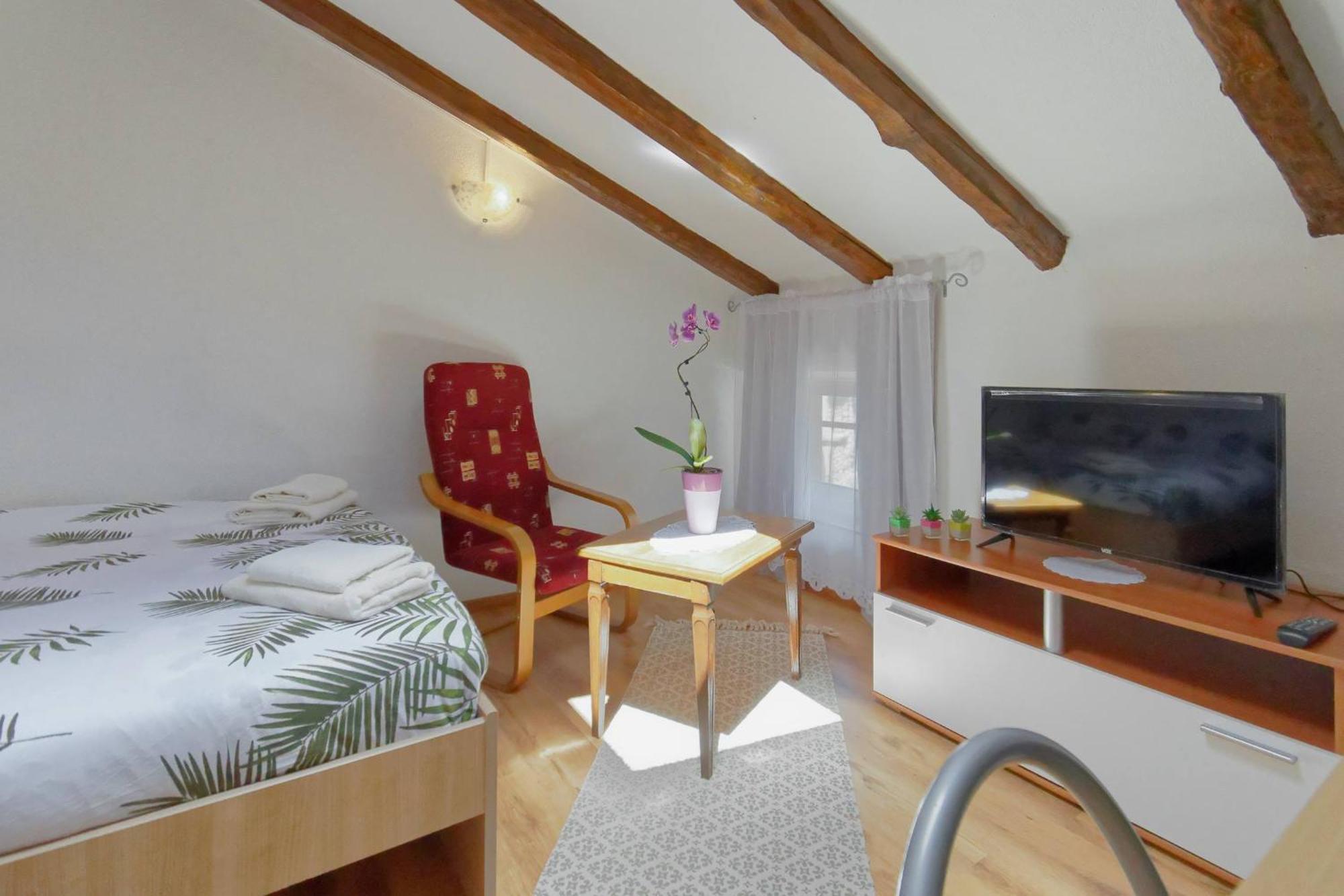Apartments Viola By Rent Istria Momjan Extérieur photo