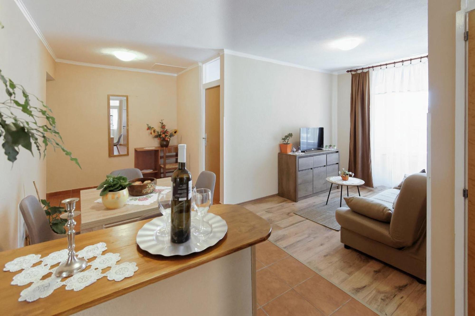 Apartments Viola By Rent Istria Momjan Extérieur photo