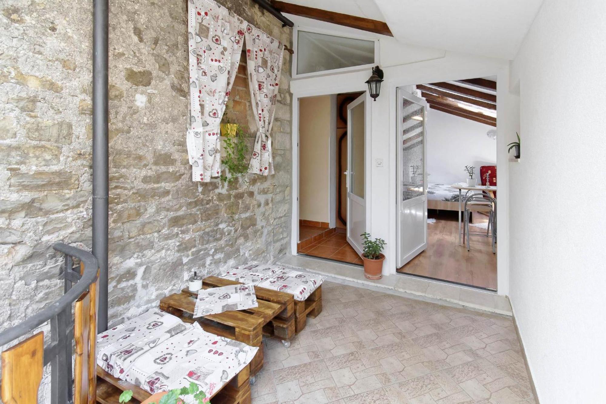 Apartments Viola By Rent Istria Momjan Extérieur photo